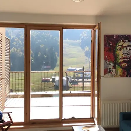 Studio&apartments Snow Апартаменты